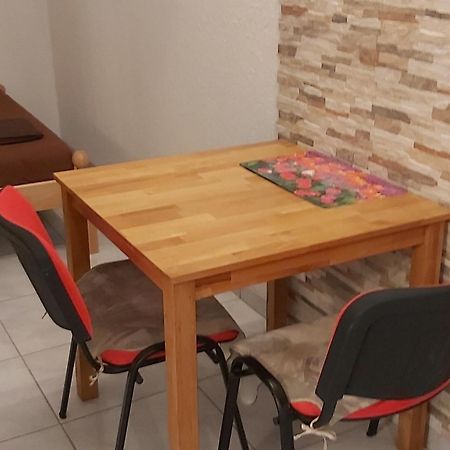 Rooms- Denis Split Bilik gambar