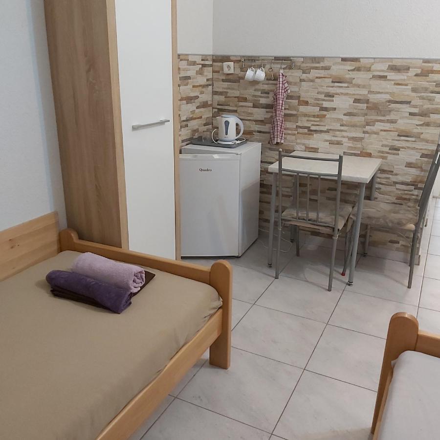 Rooms- Denis Split Bilik gambar