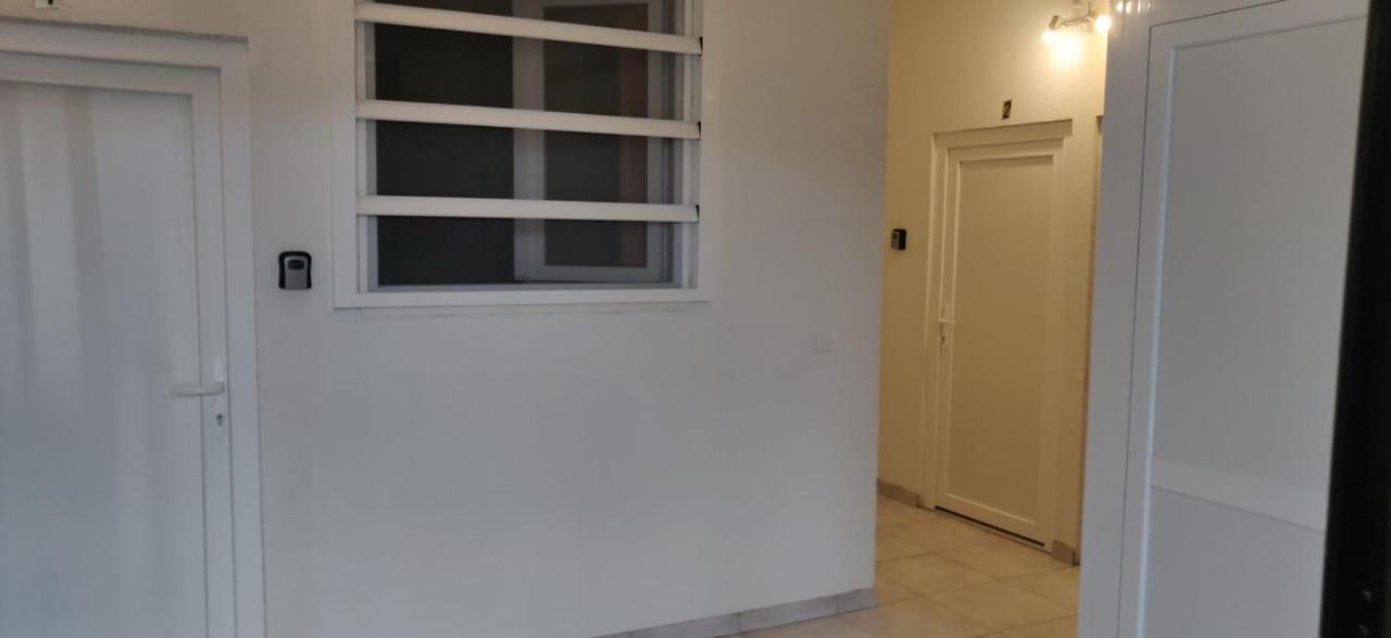 Rooms- Denis Split Luaran gambar
