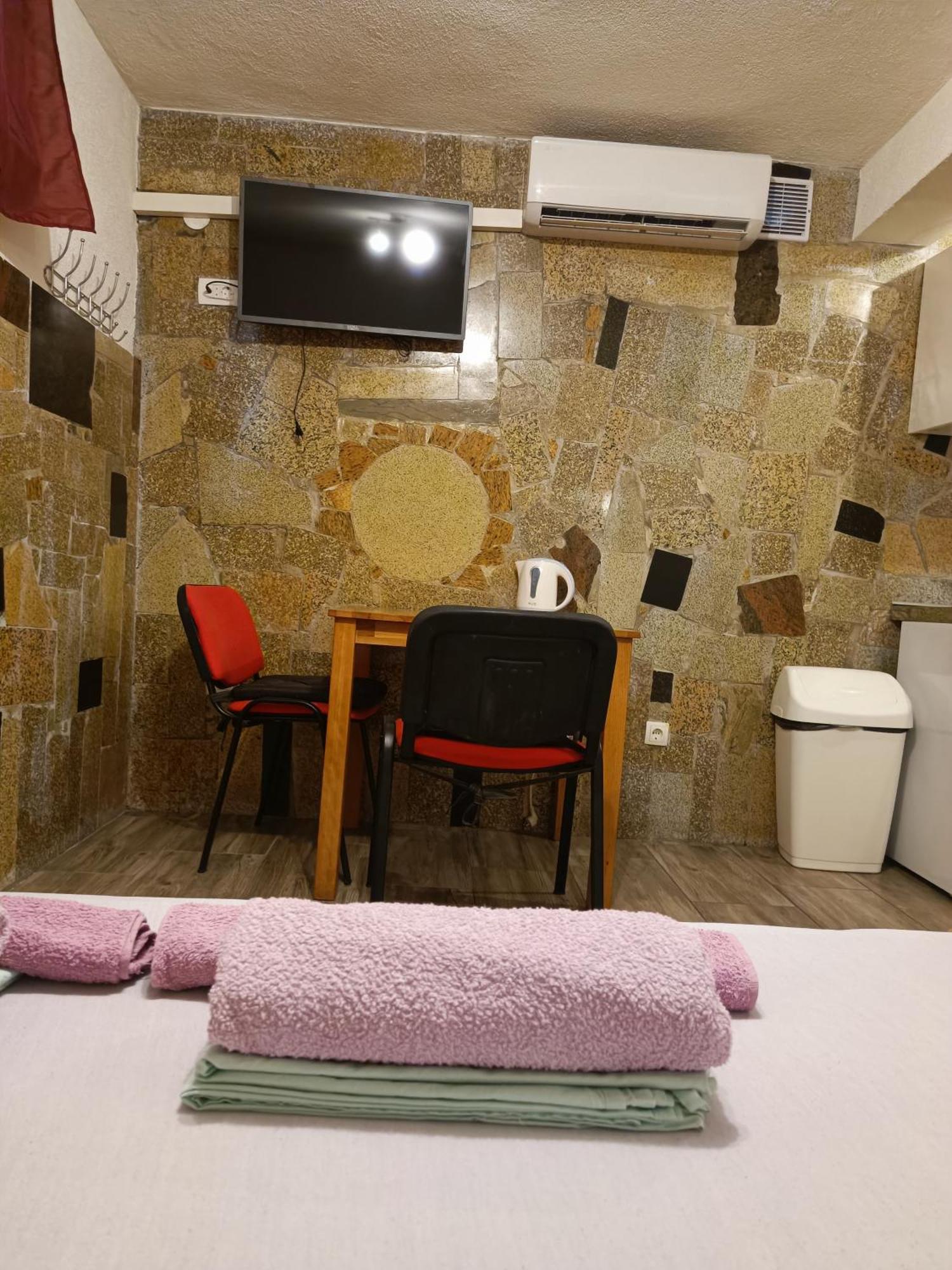 Rooms- Denis Split Bilik gambar
